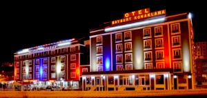 Bayburt Otel Gece                                             